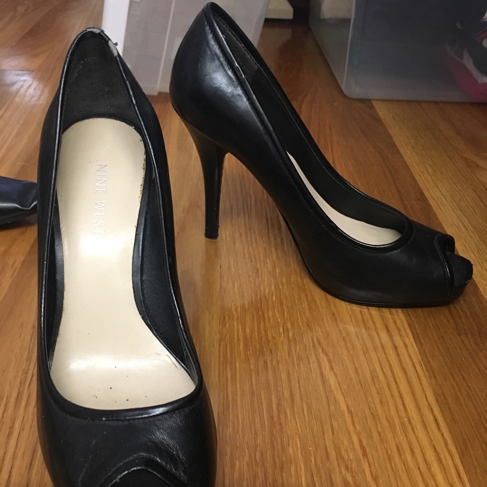 Nine West size 6 heels